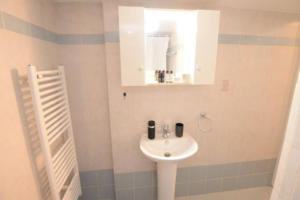 Minimal Apartment In Koukaki Aten Exteriör bild